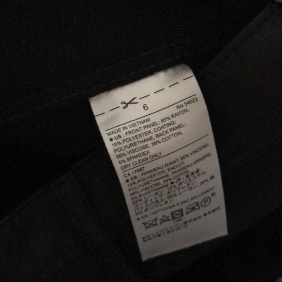 Banana Republic Faux Leather Leggings - Picture 5 of 6